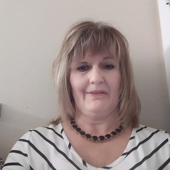 Meet your Posher, Dalene - Picture 1 of 1